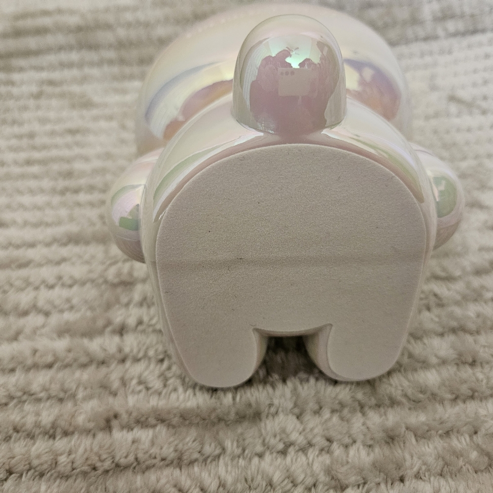 Hello Kitty limited edition 2020 iridescent makeup brush holder - Picture 3 of 7